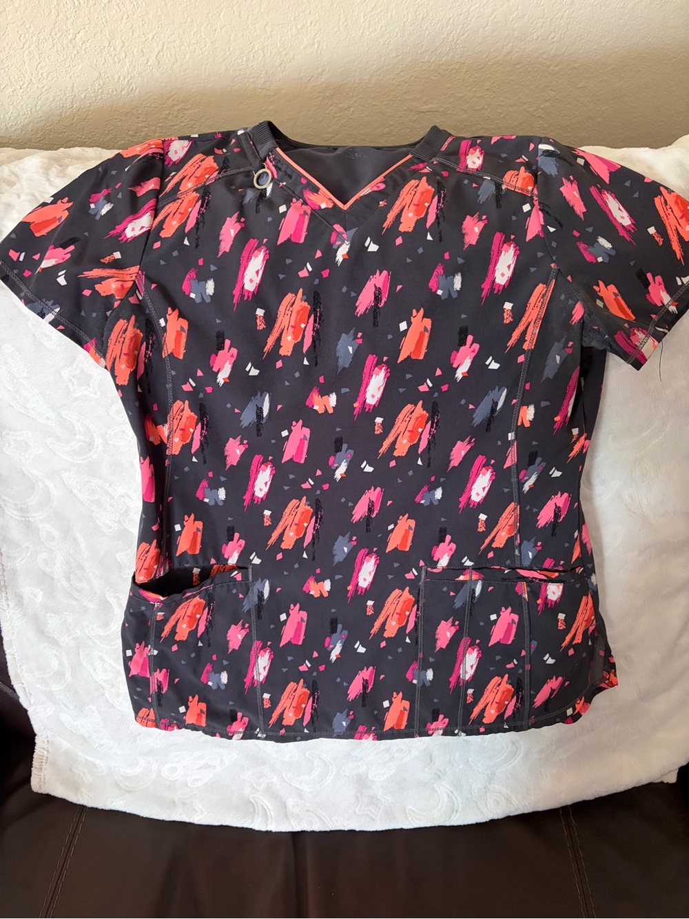 Cherokee infinity Scrub Top with Pink + Coral Abstract Brushstroke Print
